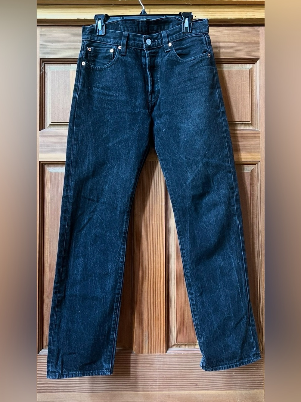 Levi's Classic 501 Men's Black Jeans, button up